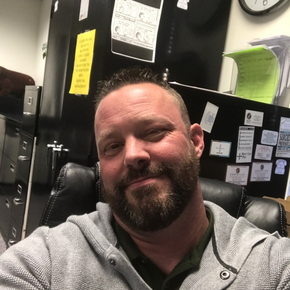 Meet your Posher, Matthew - Picture 2 of 6